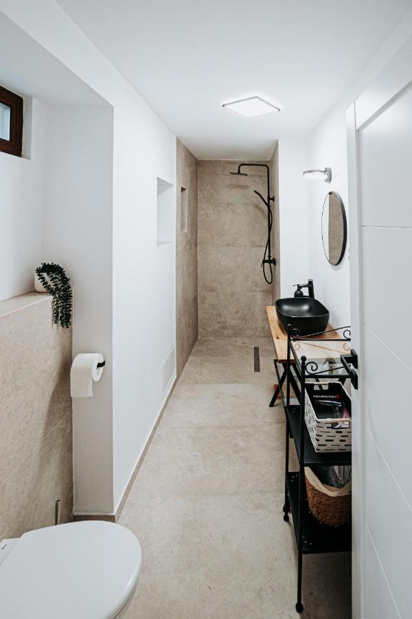 Authentic Old Town Retreat Appartement